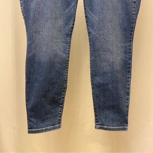 Lane Bryant 26 Straight Fit High-Rise Skinny Jeans Stretch Ankle Flex Waistband - Picture 5 of 12